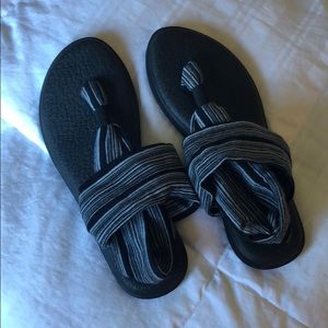 Sanuk sling sandals